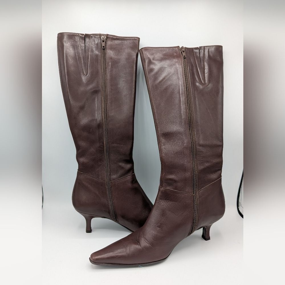 Elegant Brown Heeled Boots